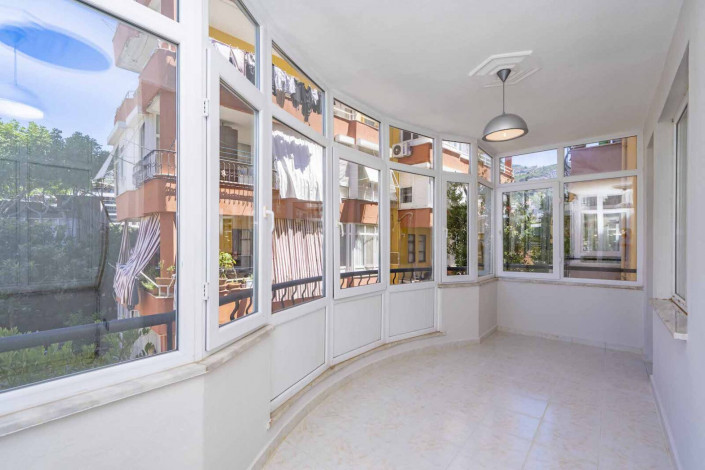 Уютная просторная квартира планировки 3+1, 150м2 в центральной части города Аланья - Ракурс 11