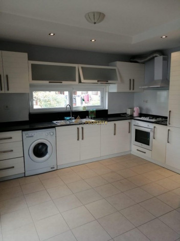 Трехкомнатная меблированная квартира в Обе, 100 м2 - Ракурс 3