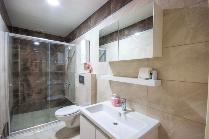 Двухуровневая квартира 4+1 вблизи от моря в районе Кестель, 225 м2 - Ракурс 20