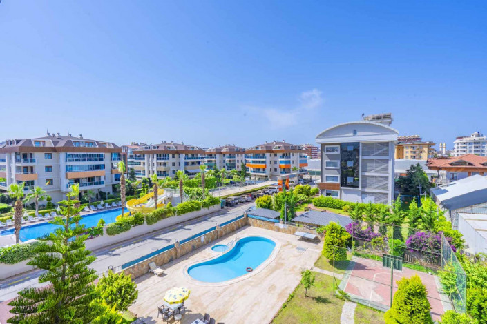 Просторный пентхаус планировки 4+1 в районе Оба - Ракурс 5