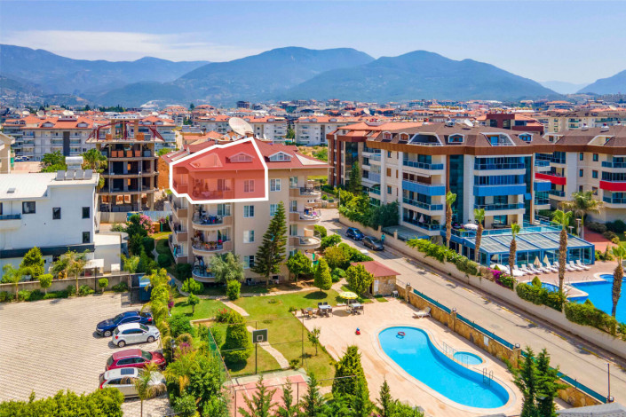 Просторный пентхаус планировки 4+1 в районе Оба - Ракурс 9