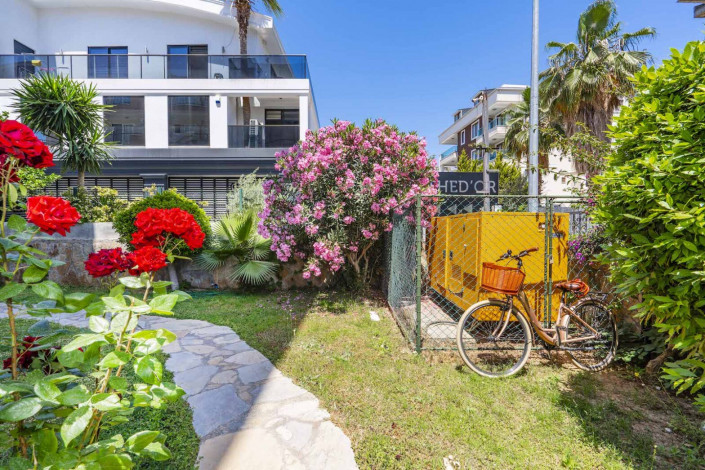 Просторный пентхаус планировки 4+1 в районе Оба - Ракурс 12