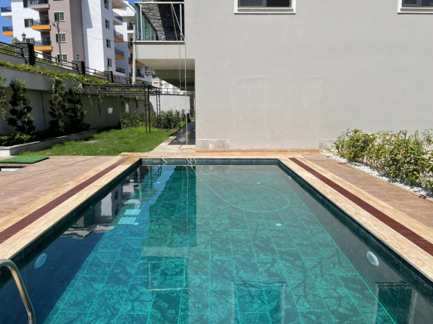 Трехкомнатный дуплекс в новостройке в быстроразивающемся районе Оба, 100 м2 - Ракурс 6