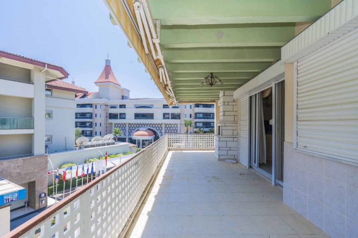 Квартира планировки 2+1, 120м2 в шаговой доступности от моря, район Окуджалар - Ракурс 12