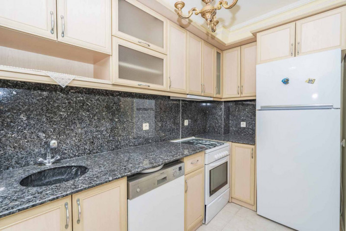 Квартира планировки 2+1, 120м2 в шаговой доступности от моря, район Окуджалар - Ракурс 18