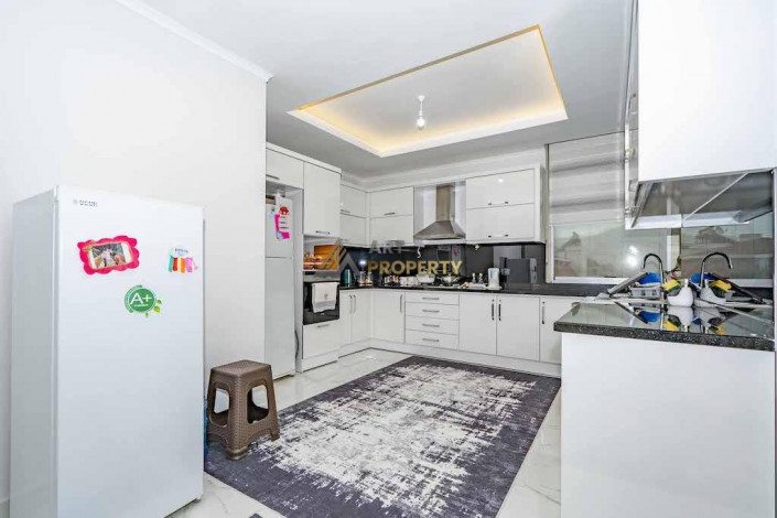 Видовой пентхаус планировки 5+1, 350м2 в районе Оба - Ракурс 3