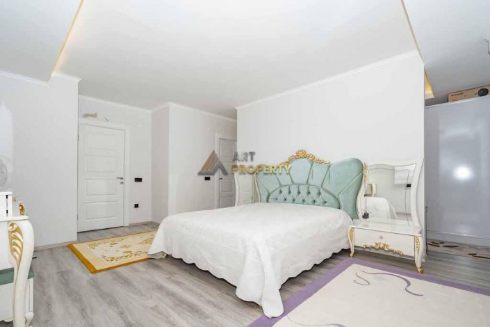 Видовой пентхаус планировки 5+1, 350м2 в районе Оба - Ракурс 9