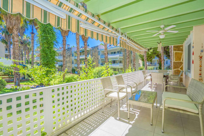 Меблированная квартира планировки 2+1, 105м2 в шаговой доступности от моря, Окуджалар - Ракурс 22