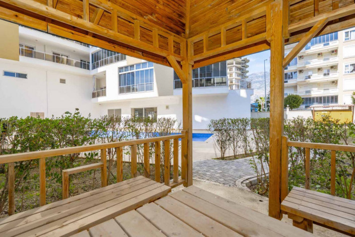 Меблированная квартира планировки 1+1, 60м2 с видом на море, район Махмутлар - Ракурс 12