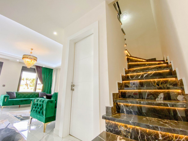 Меблированные апартаменты планировки 3+2, 195м2 в районе Оба - Ракурс 37