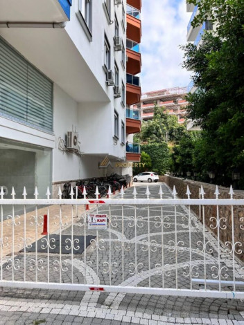 Квартира планировки 2+1, 120м2 в шаговой доступности от моря, Тосмур - Ракурс 2