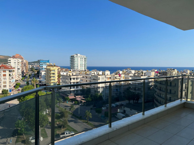 Большая меблированная квартира планировки 1+1, 80м2 с видом на море, Махмутлар - Ракурс 10