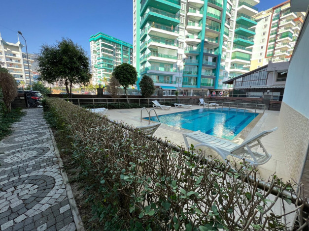 Большая меблированная квартира планировки 1+1, 80м2 с видом на море, Махмутлар - Ракурс 13