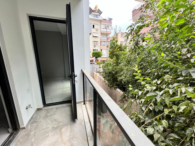 Апартаменты 1+1, 49м2 в новом жилом комплексе в центре города Аланья - Ракурс 13