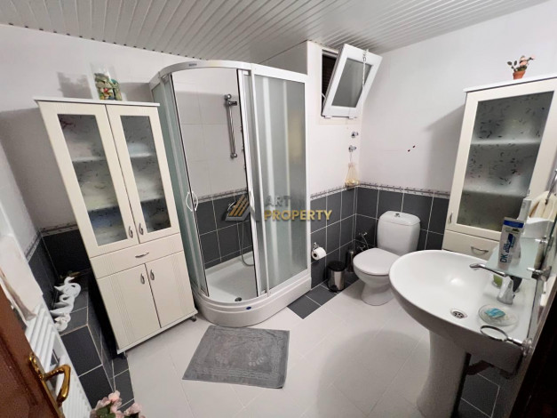 Квартира планировки 3+1, 185м2 с отдельной кухней с видом на море и крепость, центр Алании - Ракурс 12