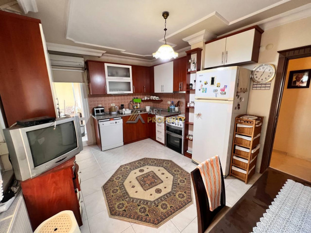 Квартира планировки 3+1, 185м2 с отдельной кухней с видом на море и крепость, центр Алании - Ракурс 16