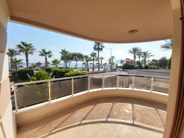 Большая квартира 3+1 с видом на море в районе Оба города Аланья, 135 м2 - Ракурс 28