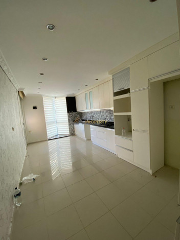 Большая квартира планировки 4+1, 220м2 c видом на море в районе Оба - Ракурс 4