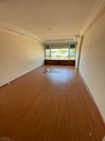 Большая квартира планировки 4+1, 220м2 c видом на море в районе Оба - Ракурс 6