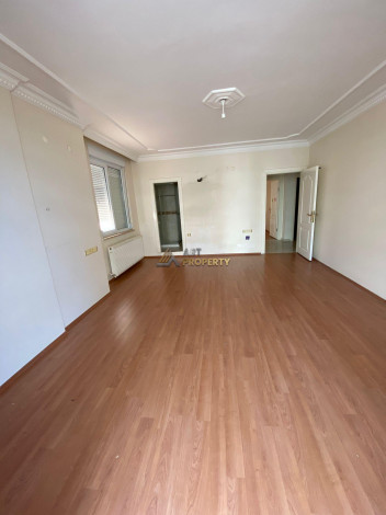 Большая квартира планировки 4+1, 220м2 c видом на море в районе Оба - Ракурс 12