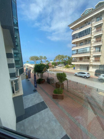 Большая квартира планировки 4+1, 220м2 c видом на море в районе Оба - Ракурс 14