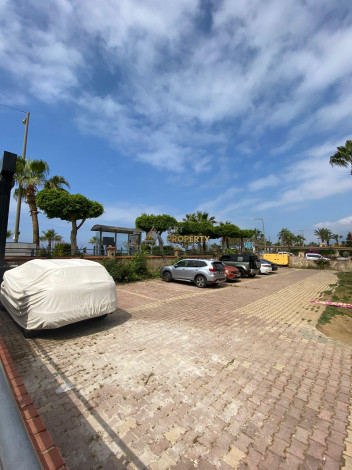 Большая квартира планировки 4+1, 220м2 c видом на море в районе Оба - Ракурс 33