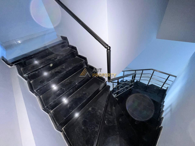 Новый просторный пентхаус планировки 5+1, 320м2 в престижном районе Оба - Ракурс 26