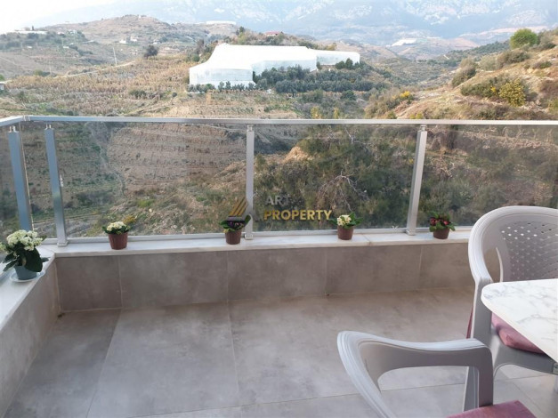 Просторная меблированная квартира планировки 1+1, 78м2 в районе Каргыджак - Ракурс 15