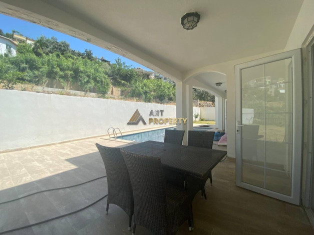 Роскошная вилла в престижном районе Тепе, центр Алании - Ракурс 3