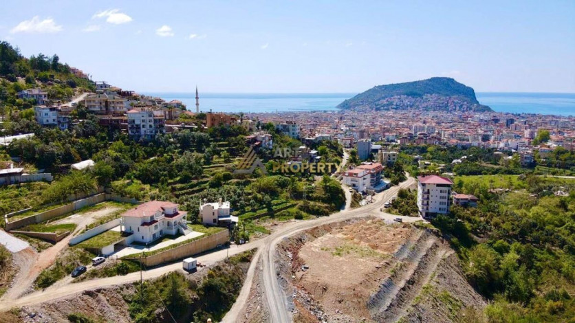 Роскошная вилла в престижном районе Тепе, центр Алании - Ракурс 7