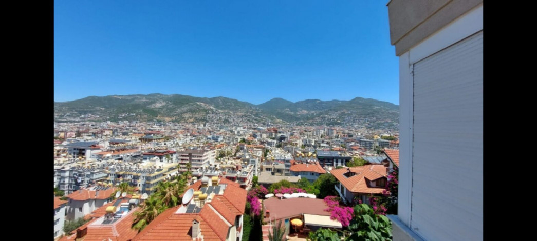 Квартира планировки 2+1, 95м2 с видом на море в центре города Аланья - Ракурс 4