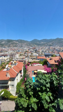 Квартира планировки 2+1, 95м2 с видом на море в центре города Аланья - Ракурс 6