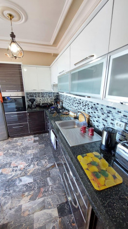 Квартира планировки 2+1, 95м2 с видом на море в центре города Аланья - Ракурс 11