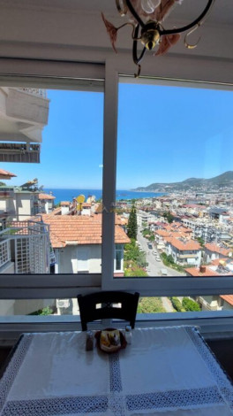 Квартира планировки 2+1, 95м2 с видом на море в центре города Аланья - Ракурс 12