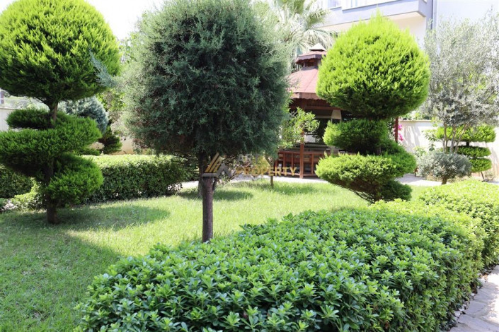 Уютный меблированный пентхаус 3+1, 150м2 в район Кестель - Ракурс 20