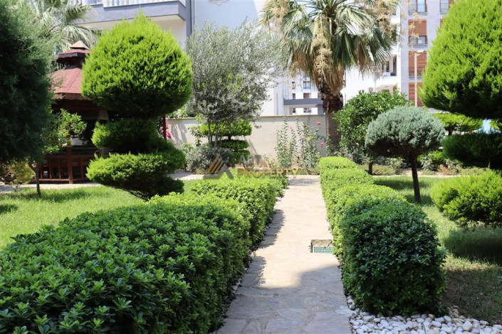 Уютный меблированный пентхаус 3+1, 150м2 в район Кестель - Ракурс 21