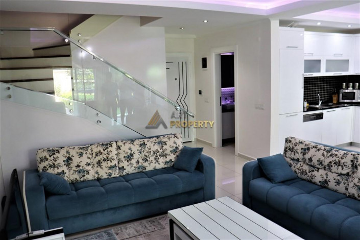 Уютный меблированный пентхаус 3+1, 150м2 в район Кестель - Ракурс 23