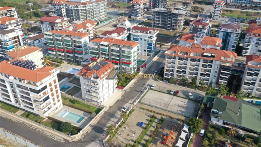 Уютный меблированный пентхаус 3+1, 150м2 в район Кестель - Ракурс 60