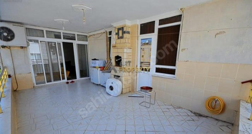 Трехкомнатная меблированная квартира в 50 метрах от моря в Махмутлар, 130м2 - Ракурс 12