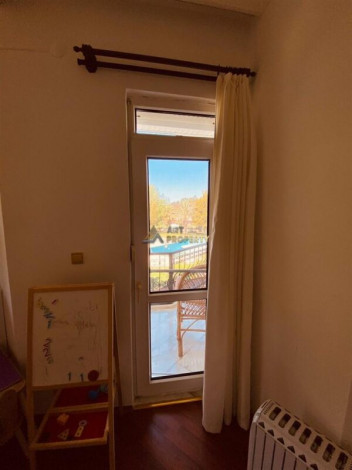 Уютная трехэтажная вилла в районе Дымчай - Ракурс 3