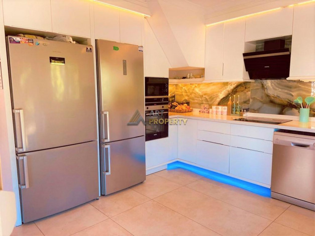 Уютная трехэтажная вилла в районе Дымчай - Ракурс 19