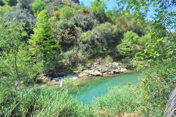 Уютная трехэтажная вилла в районе Дымчай - Ракурс 32