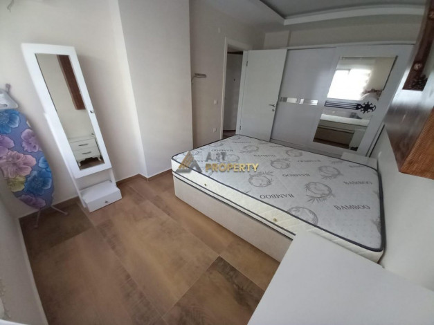 Меблированная двухкомнатная квартира в центре Махмутлара  Алания, 60 м2 - Ракурс 5