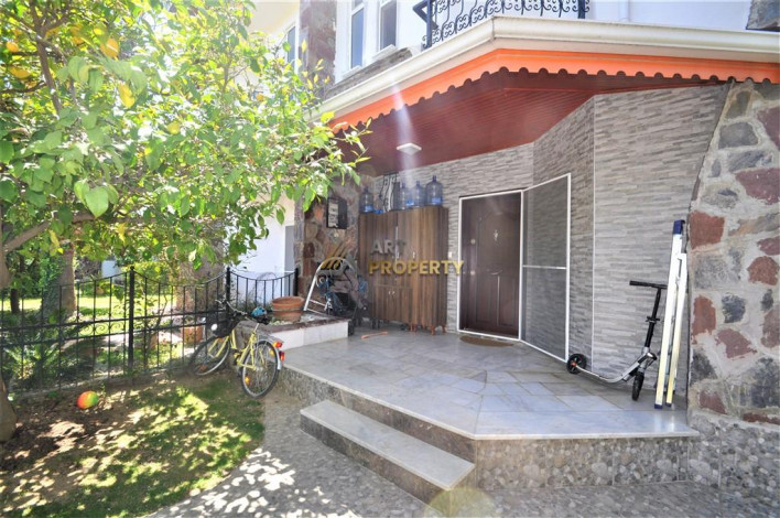 Уютная трехэтажная вилла в районе Дымчай - Ракурс 39