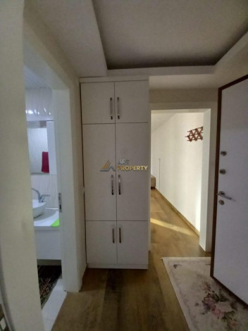 Меблированная двухкомнатная квартира в центре Махмутлара  Алания, 60 м2 - Ракурс 6