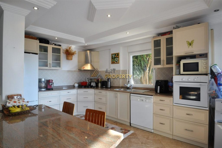 Вилла планировки 3+1, 280м2 с видом на море в районе Джикджилли - Ракурс 9