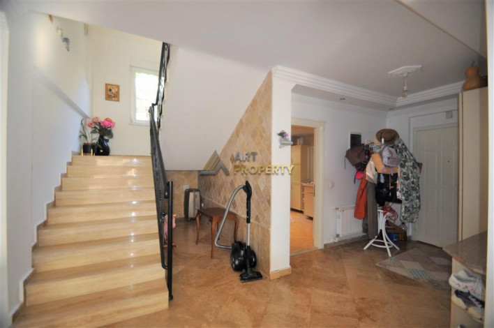 Вилла планировки 3+1, 280м2 с видом на море в районе Джикджилли - Ракурс 16