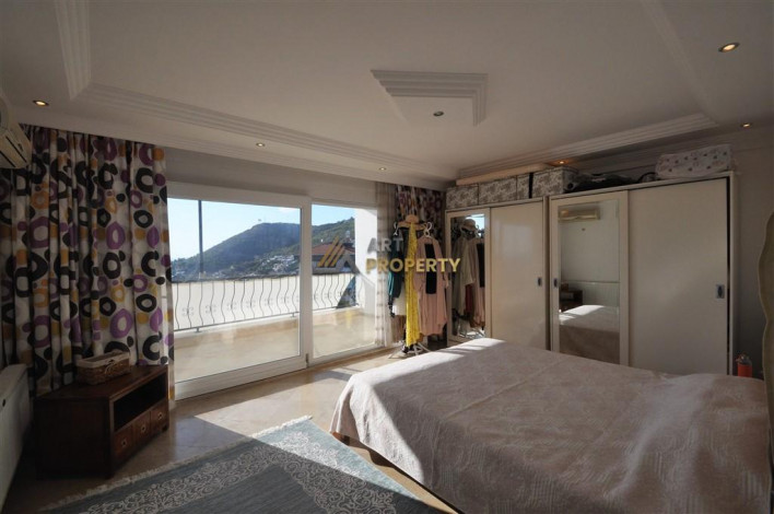 Вилла планировки 3+1, 280м2 с видом на море в районе Джикджилли - Ракурс 19