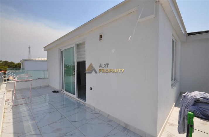 Пентхаус планировки 3+1, 190м2 в живописном районе Авсаллар - Ракурс 4