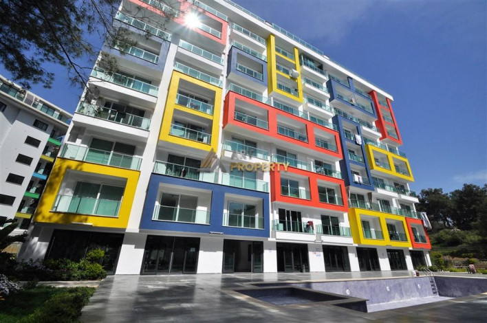 Пентхаус планировки 3+1, 190м2 в живописном районе Авсаллар - Ракурс 54